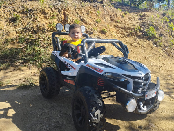 Carrito Eléctrico para niños • Capatarida • Blanco • 12 Voltios • Rutas Cr58 ER26