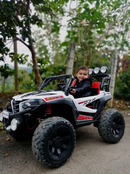 Carrito Eléctrico para niños • Capatarida • Blanco • 12 Voltios • Rutas Cr58 ER26
