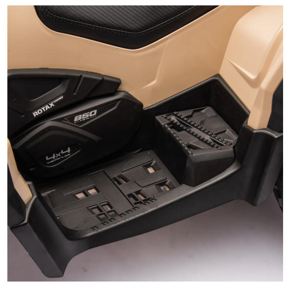 Encargo 2025 Rutas CR58 ATV Can-Am Outlander - 24 Voltios - 4 Motores - Color Arena - Llantas de Hule - Asiento de cuero - Hasta 8 Años