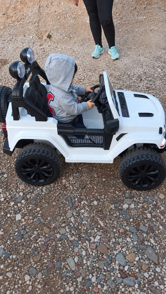 Carrito Eléctrico para niños • Jeep Leyend • Blanco • 12 Voltios • Rutas Cr58 ER26