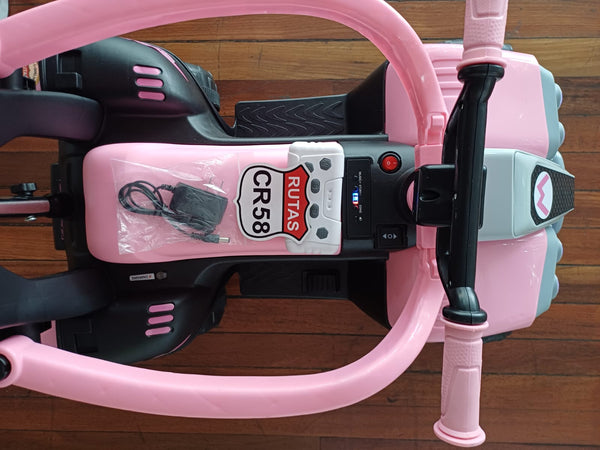 2025 Rutas Cr58 - Chispita - Color Rosada - Llantas plásticas - Asientos Plásticos - 2 Motores - Dosel - Control Remoto - Hasta los 4 años