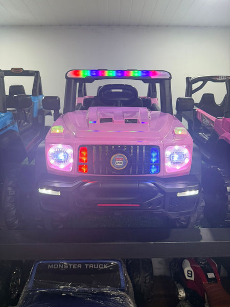 Encargo 2025 Rutas CR58 Estilo Jeep Alápi - 12 Voltios - 4 Motores - Rosado - Llantas plásticas - Asiento de plástico- Control Remoto - Hasta 5 Años