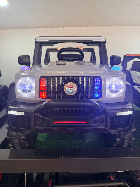 Encargo 2025 Rutas CR58 Estilo Jeep Alápi - 12 Voltios - 4 Motores - Gris - Llantas plásticas - Asiento de plástico- Control Remoto - Hasta 5 Años