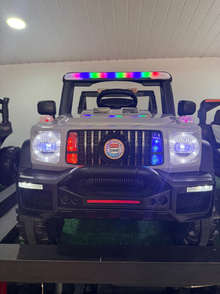 Encargo 2025 Rutas CR58 Estilo Jeep Alápi - 12 Voltios - 4 Motores - Gris - Llantas plásticas - Asiento de plástico- Control Remoto - Hasta 5 Años