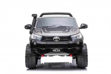 Encargo 2025 Rutas Cr58 Toyota Hilux - Pintura Pulverizada Gris - 24 voltios - Llantas de Hule - Asientos de cuero - 2 Motores - Pantalla de Video - Control remoto - Hasta 8 Años