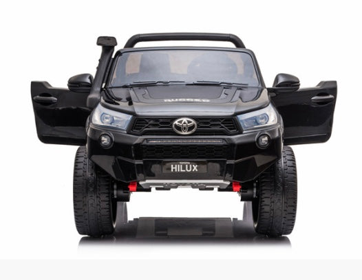 2022 RutasCr58 Toyota Hilux 24v - Llantas de hule - Asientos de cuero con Control Remoto
